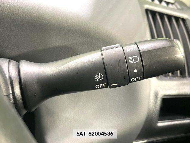 Toyota PRIUS ALPHA 2017-02 7727511-7