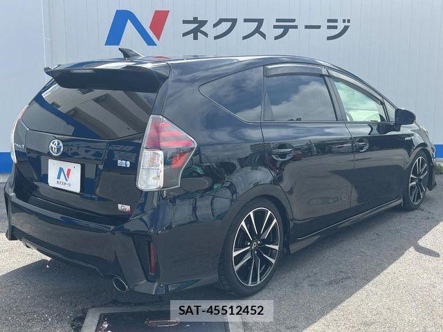 Toyota PRIUS ALPHA 2016-03 7727513-17
