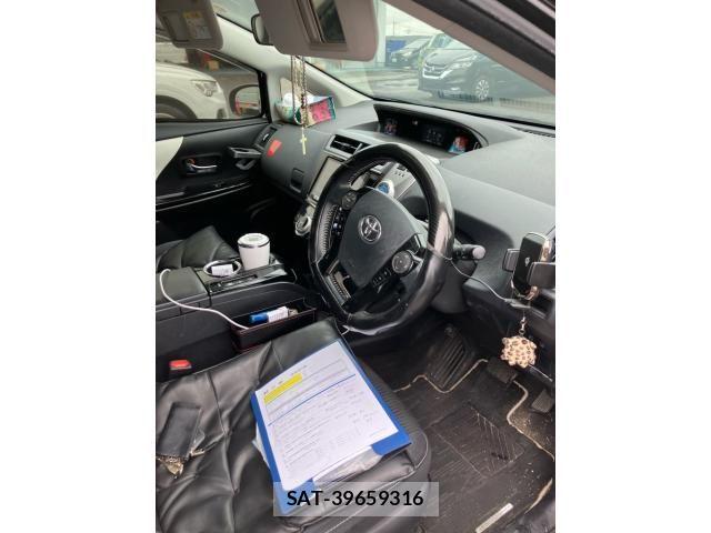 Toyota PRIUS ALPHA 2018-03 7727522-9