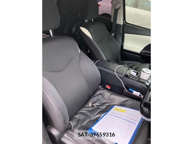 Toyota PRIUS ALPHA 2018-03 7727522-10