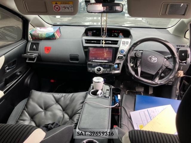 Toyota PRIUS ALPHA 2018-03 7727522-14