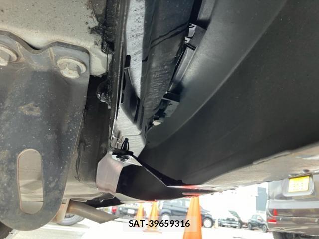 Toyota PRIUS ALPHA 2018-03 7727522-25