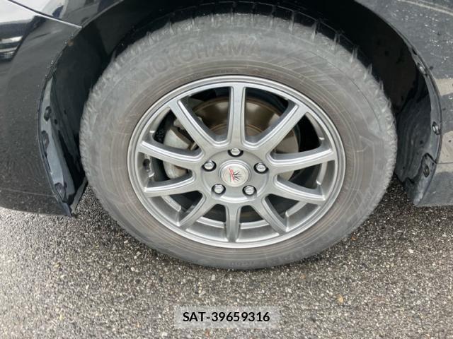 Toyota PRIUS ALPHA 2018-03 7727522-4