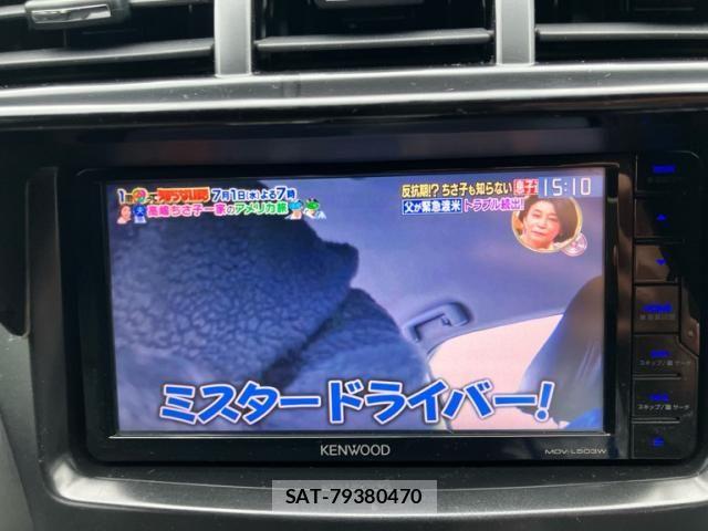 Toyota PRIUS ALPHA 2011-12 7727560-23