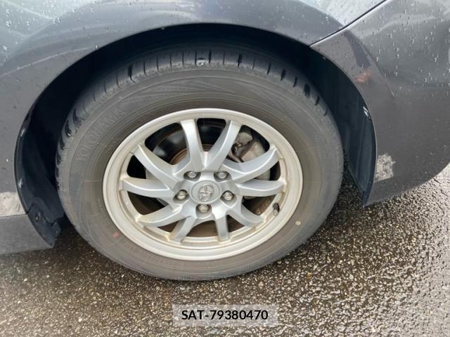 Toyota PRIUS ALPHA 2011-12 7727560-6
