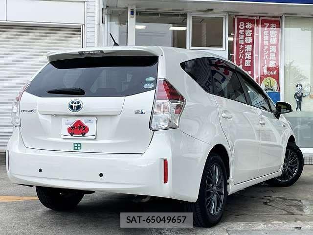 Toyota PRIUS ALPHA 2016-03 7727524-2