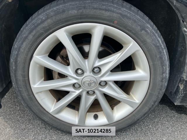 Toyota PRIUS ALPHA 2011-08 7727563-3