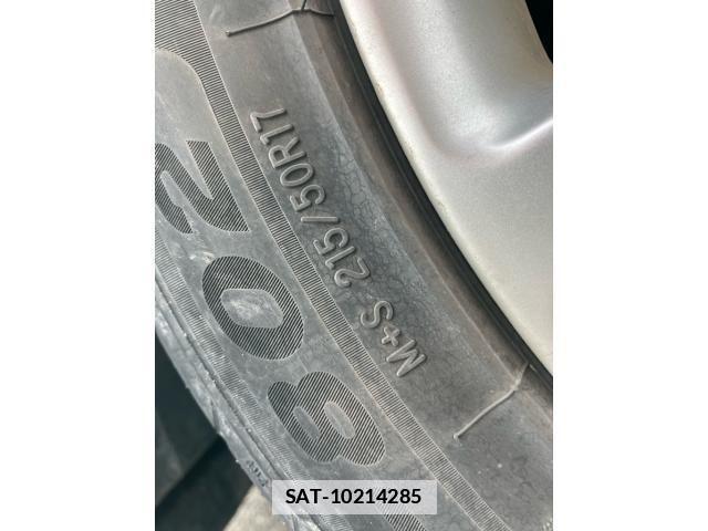 Toyota PRIUS ALPHA 2011-08 7727563-4
