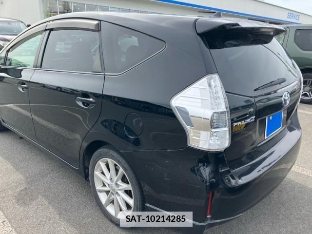 Toyota PRIUS ALPHA 2011-08 7727563-6