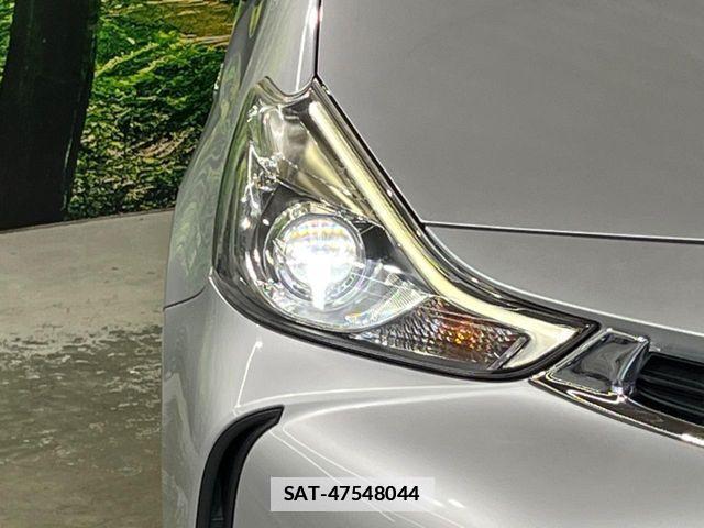 Toyota PRIUS ALPHA 2016-03 7788476-9