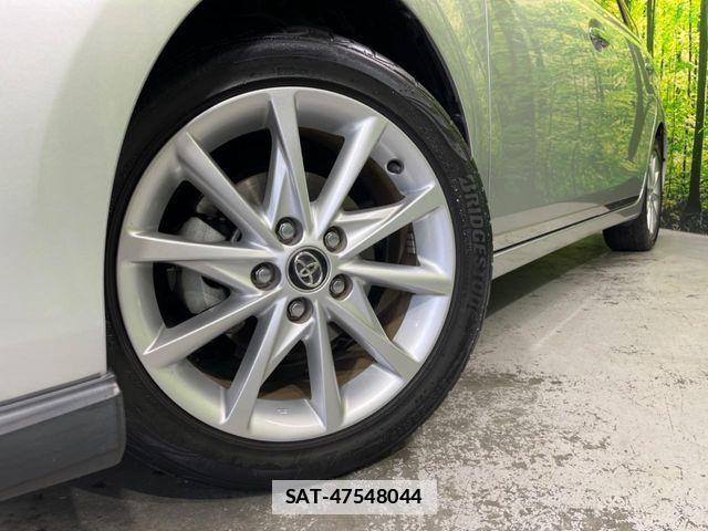 Toyota PRIUS ALPHA 2016-03 7788476-10