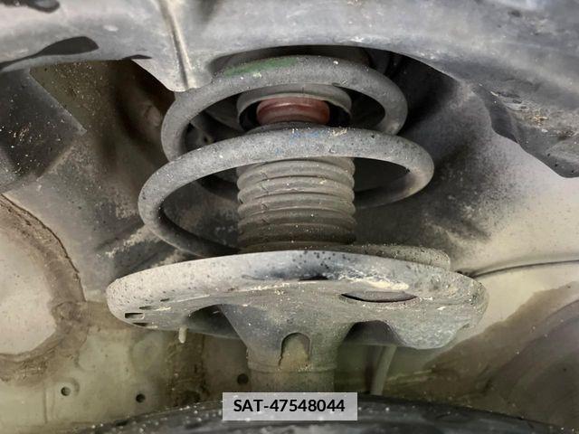 Toyota PRIUS ALPHA 2016-03 7788476-16