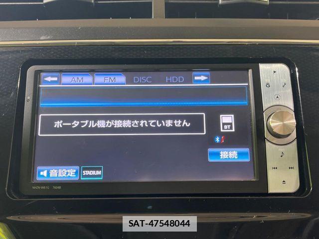 Toyota PRIUS ALPHA 2016-03 7788476-18