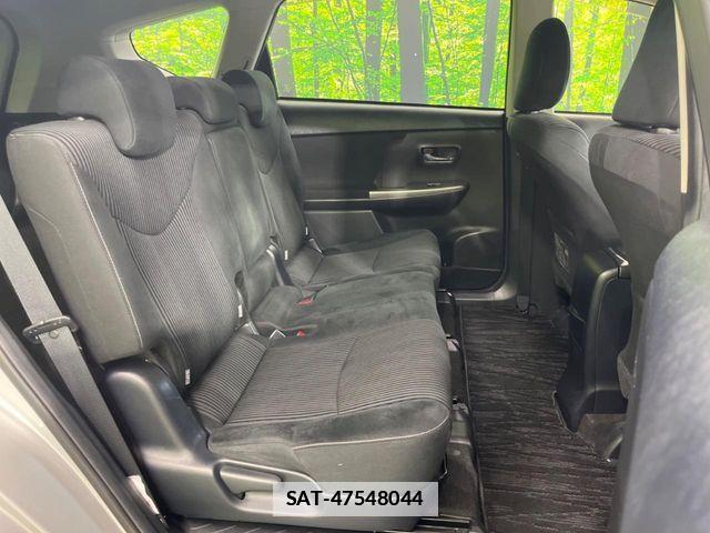 Toyota PRIUS ALPHA 2016-03 7788476-6