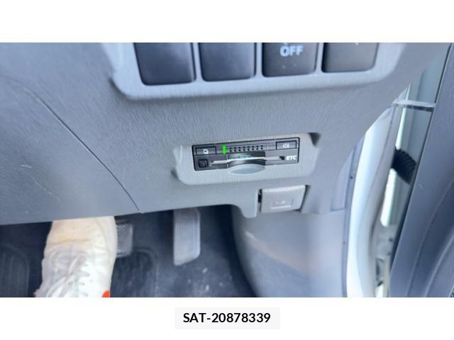 Toyota PRIUS ALPHA 2012-09 7788449-19