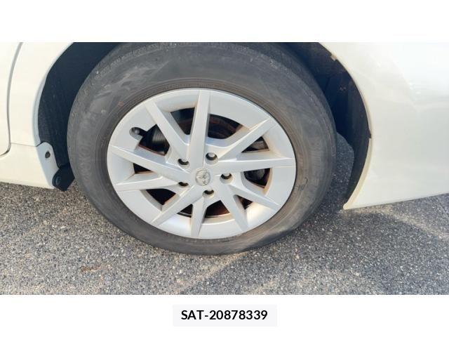 Toyota PRIUS ALPHA 2012-09 7788449-2