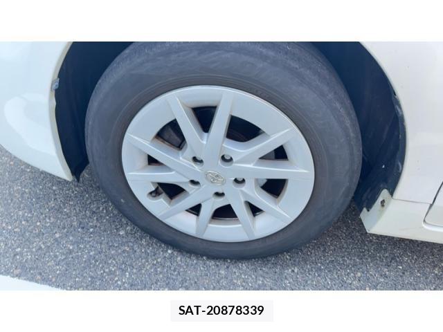 Toyota PRIUS ALPHA 2012-09 7788449-3
