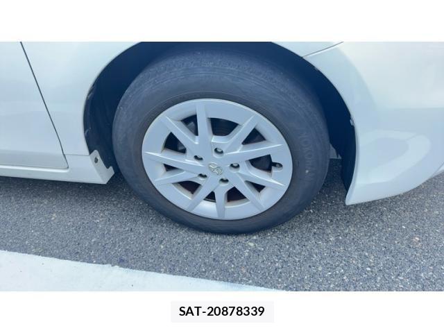 Toyota PRIUS ALPHA 2012-09 7788449-4