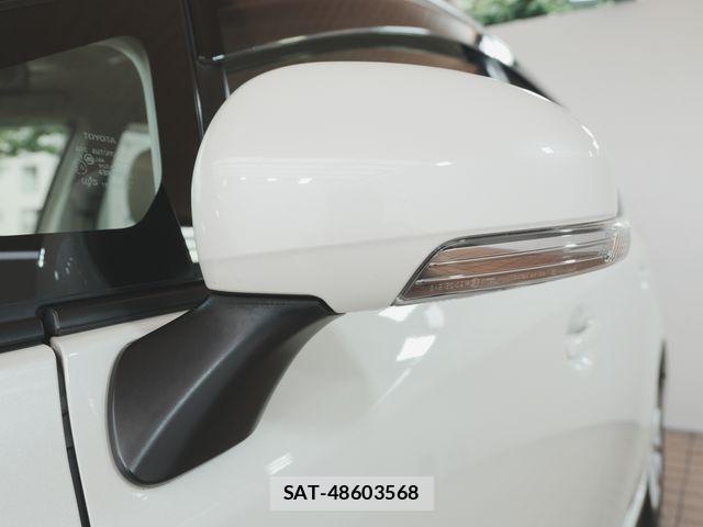 Toyota PRIUS ALPHA 2014-11 7788489-25