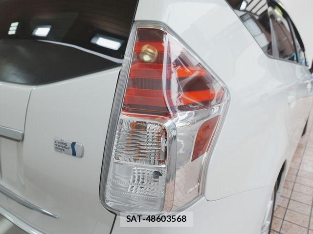 Toyota PRIUS ALPHA 2014-11 7788489-28