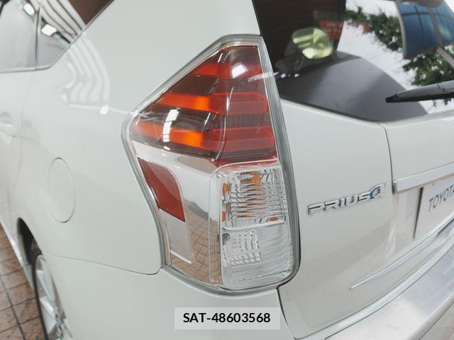 Toyota PRIUS ALPHA 2014-11 7788489-29