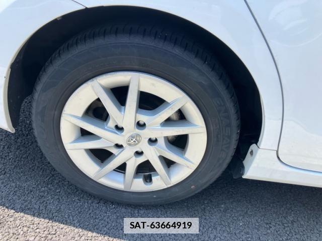 Toyota PRIUS ALPHA 2011-09 7788440-9