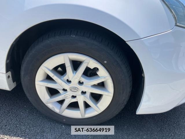 Toyota PRIUS ALPHA 2011-09 7788440-10