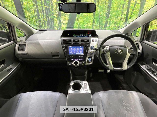 Toyota PRIUS ALPHA 2011-12 7788463-1