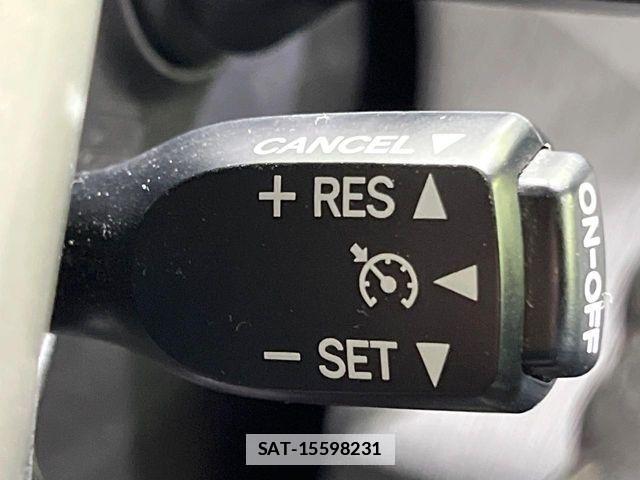 Toyota PRIUS ALPHA 2011-12 7788463-5