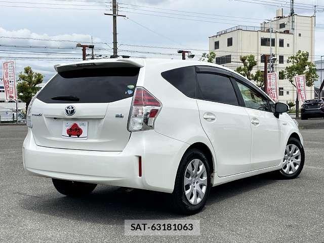Toyota PRIUS ALPHA 2017-06 7788478-2
