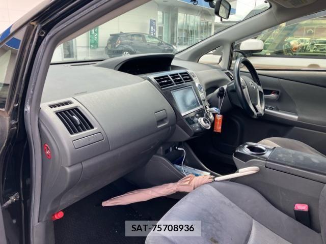 Toyota PRIUS ALPHA 2013-04 7788447-17