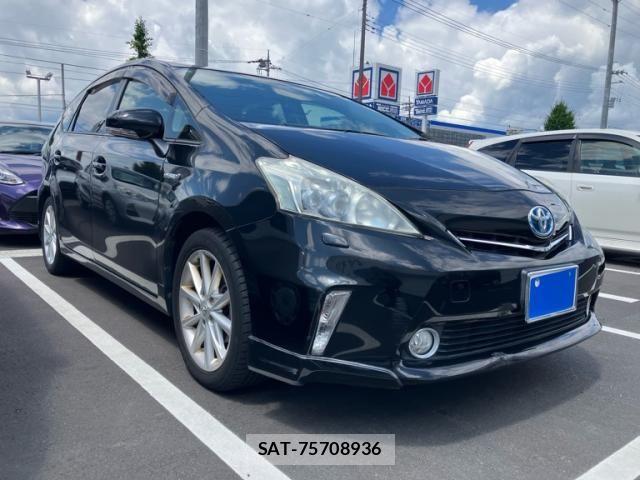 Toyota PRIUS ALPHA 2013-04 7788447-1