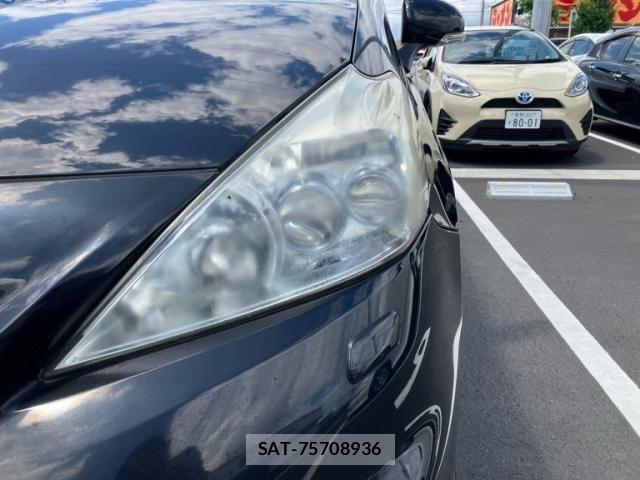 Toyota PRIUS ALPHA 2013-04 7788447-3
