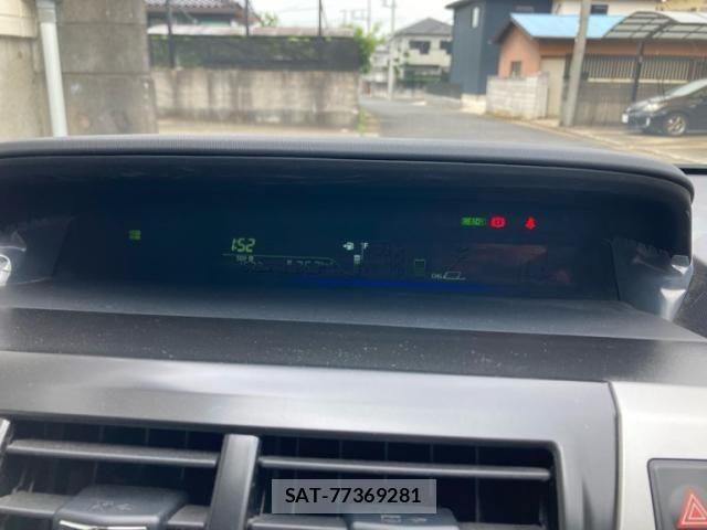 Toyota PRIUS ALPHA 2011-11 7878993-10