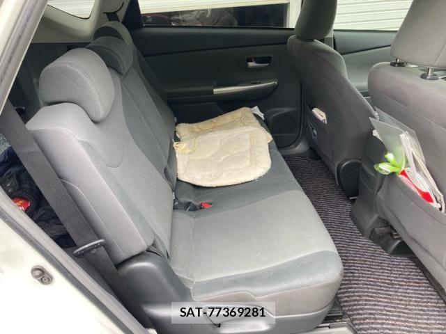 Toyota PRIUS ALPHA 2011-11 7878993-16