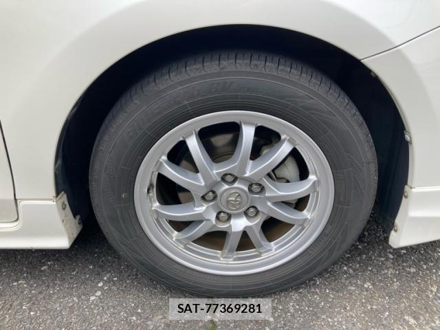 Toyota PRIUS ALPHA 2011-11 7878993-22