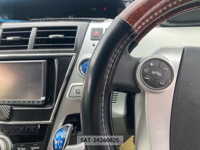 Toyota PRIUS ALPHA 2012-06 7878975-14