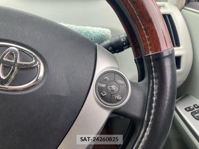 Toyota PRIUS ALPHA 2012-06 7878975-15