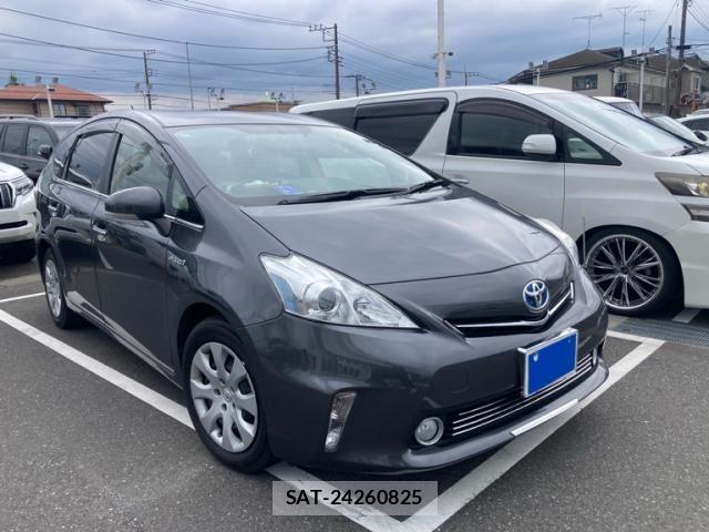 Toyota PRIUS ALPHA 2012-06 7878975-2
