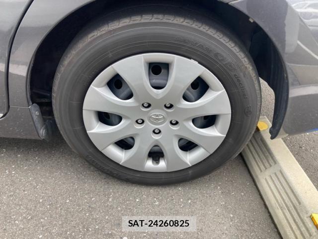 Toyota PRIUS ALPHA 2012-06 7878975-8