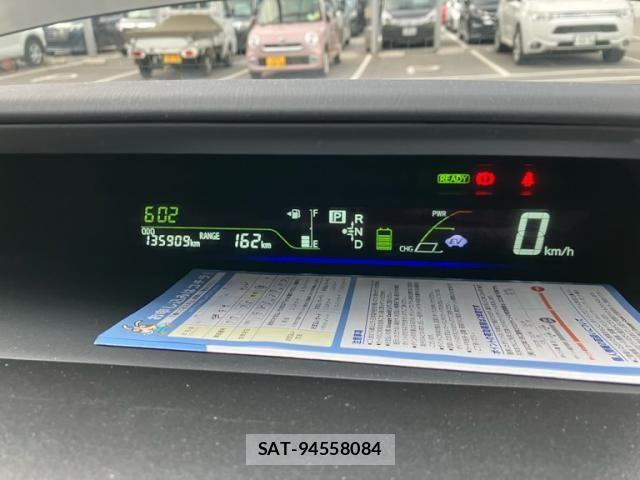 Toyota PRIUS ALPHA 2013-07 7878976-15