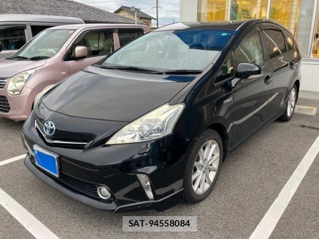 Toyota PRIUS ALPHA 2013-07 7878976-1