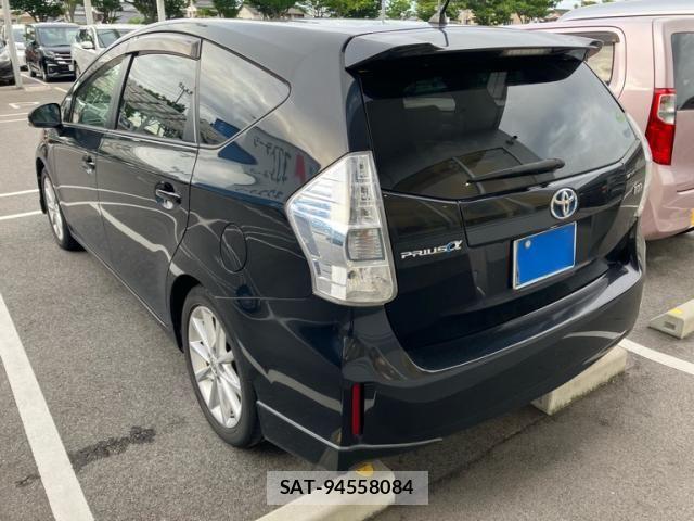Toyota PRIUS ALPHA 2013-07 7878976-7