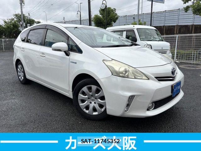 Toyota PRIUS ALPHA 2013-03 7878973-1