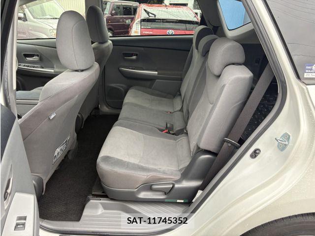 Toyota PRIUS ALPHA 2013-03 7878973-4