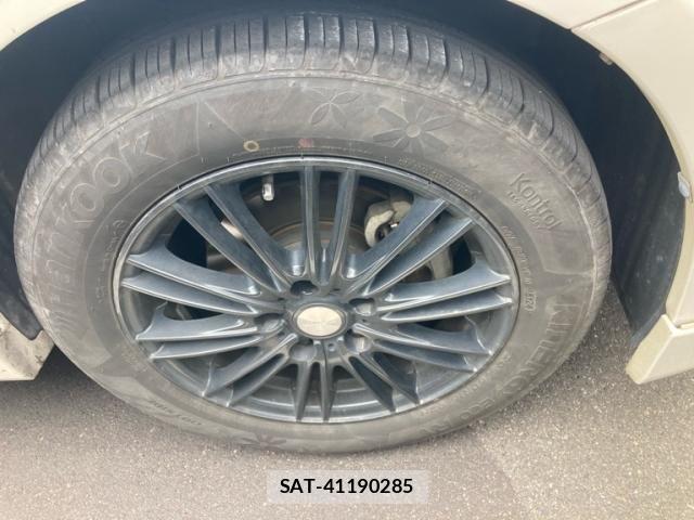 Toyota PRIUS ALPHA 2013-07 7878974-4