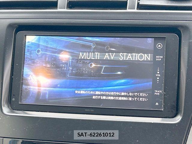 Toyota PRIUS ALPHA 2011-12 7878977-2