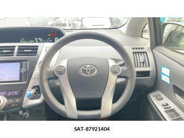 Toyota PRIUS ALPHA 2013-08 7878988-13