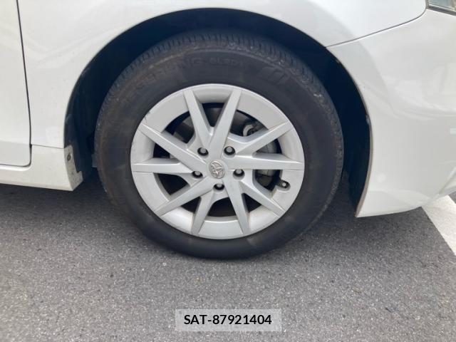 Toyota PRIUS ALPHA 2013-08 7878988-4