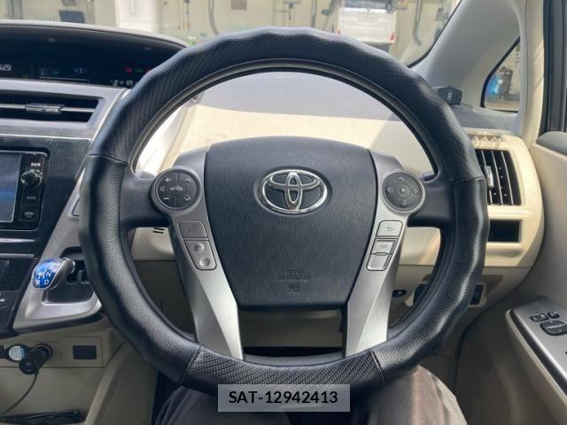 Toyota PRIUS ALPHA 2015-06 7878969-19